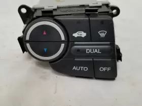 796208TKA41 ACURA Driver Left Temperature Control Rdx