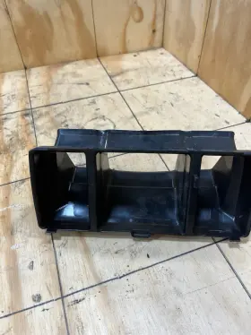 Audi 819513 2011 A4 Airduct Adapter 8ko