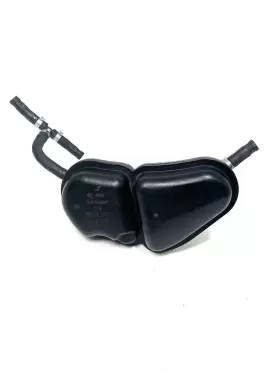 8D0-131-541 AUDI Vacuum Reservoir A4