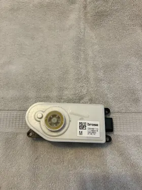 111466416 BMW Shutter Actuator Air Duct Grille Heater Flap X3