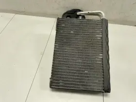 2353-270-91-14 BMW Xdrive Ac Air Conditioning Evaporator 328I