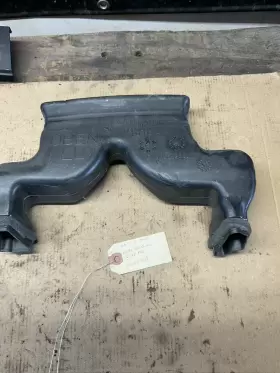 51167119403 BMW Center Heater Air Duct Pipe
