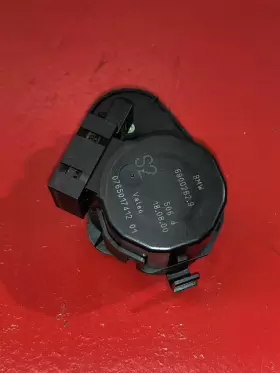 64116900262 BMW Heater Valeo Ventilation Air Flap Actuator X5 #2
