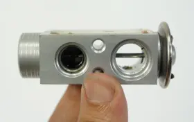 64116968202 BMW Ac Line Expansion Valve X5 X6 E70 E71