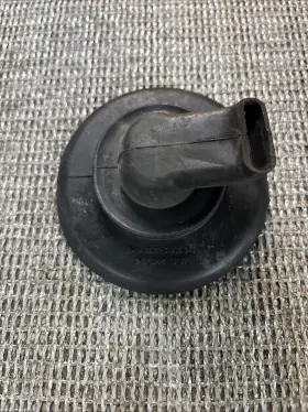 64118906545 BMW Drain Grommet Heater Core Box 325XI