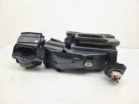 64119299689 BMW Xdrive Ac Climate Heater Blower Motor Housing