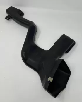 64221940831 BMW Heater Duct Left E31 #2