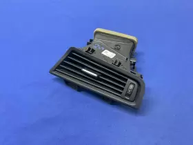 64229166884 BMW Front Right Passenger Dashboard Ac Grille F10
