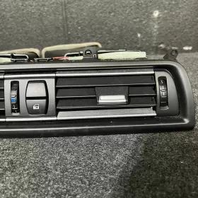 64229209136 BMW Front Central Air Duct Vent M5 F10 F11 528I #3