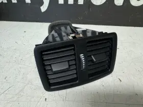 64229292742 BMW Rear Center Air Vent F48 X1 F39 X2
