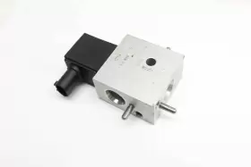 64506826231 BMW Ac Shut Valve X5 #2