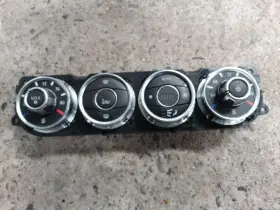 655-52834 BMW Temperature Control Z4 Roadster
