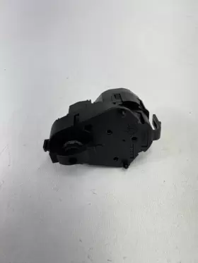 69303069 BMW Air Conditioning Flap Actuator 525I #2