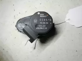 6935443 BMW Heater Air Flap Motor Actuator X5 E53 E60 #3