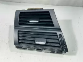 716180304 BMW Dash Air Vent Left Lh Driver Front E65
