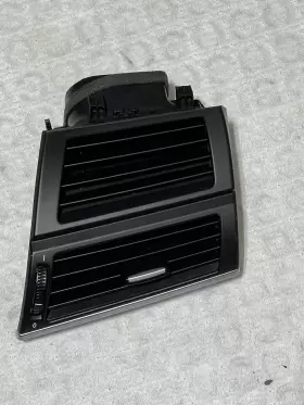 7161804-04 BMW Front Right Passenger Dash Ac Heater Air Vent