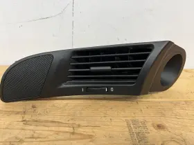 8391173 BMW Front Left Driver Door Ac Heater Air Vent Grill