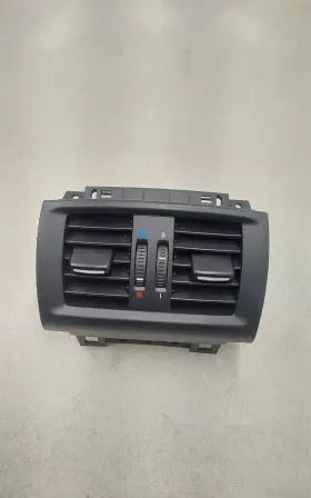 9200888 BMW Rear Center Console Air Heat Vent Grille X3