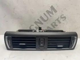9207116 BMW Dash Front Central Air Vent Hazard Light Lock F22