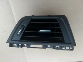 9253217-07 BMW Right Passenger Front Dash Heat Air Vent 320I #2