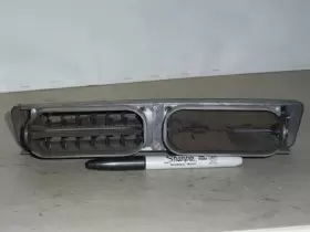 64221375027 BMW OEM Dash Passenger Air Vent E23 #2