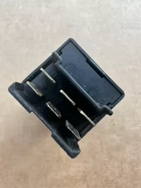 1-147-328-093 BOSCH Climate Control Module Relay E24 E28 E30 #2