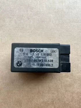1-147-328-093 BOSCH Climate Control Module Relay E24 E28 E30