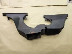 1381368 BUICK Front Defroster Duct Body Gs Gm Skylark