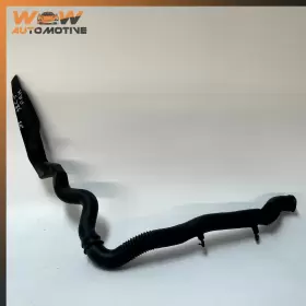 10229418 CHEVROLET Front Right Passenger Defrost Duct Tube C5