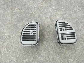 16821508 CHEVROLET Dash Bezel Air Vents Gmc Silverado Sierra