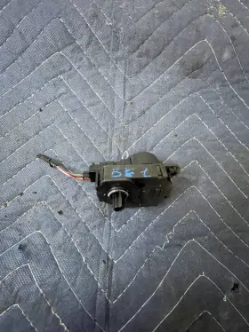 FY659001 CHEVROLET Hvac Heater Flap Blend Door Motor Traverse #2