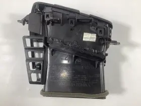 GM-20943683 CHEVROLET Air Deflector Vent Front Right Outer #3