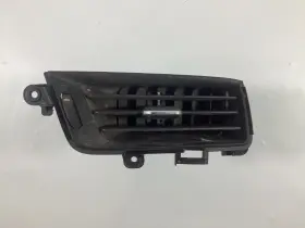 GM-20943683 CHEVROLET Air Deflector Vent Front Right Outer