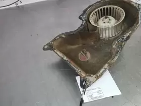 SUBCHEV25 CHEVROLET TRUCK Heater Box Suburban #2