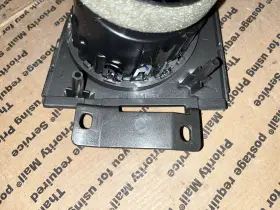 10086045 CHEVY Driver Dash Vent Left Corvette