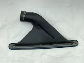 2837743 CHRYSLER Body Rear Window Defrost Duct Windshield Gtx