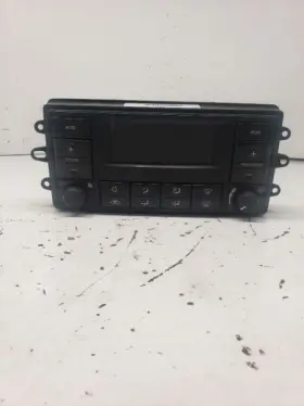55056675AB CHRYSLER Temperature Control Front Digital Display
