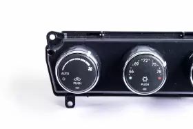 55111889 CHRYSLER Dash Heater Climate Temperature Control #2