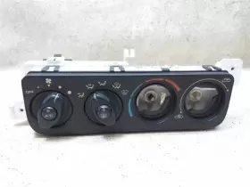 A76-197368 CHRYSLER Temperature Climate Control Convertible