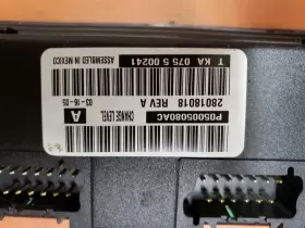 655-01541 CHRYSLER Temperature Control Front Pacifica #3