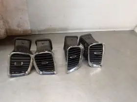 243.CH8E16 DODGE TRUCK Dash Vent Set Durango