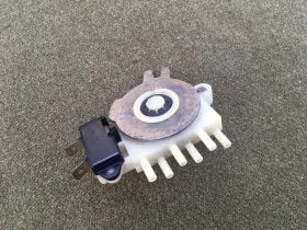 D2ZA-19B919-A FORD Ac Vacuum Clutch Switch Mustang Cougar