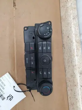 655-02210 FORD Temperature Control Ac Heated Seats Focus