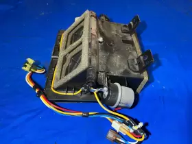 6L2H-19C698-AC FORD Heater Vent Defrost Floor Control Chamber #2