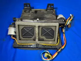 6L2H-19C698-AC FORD Heater Vent Defrost Floor Control Chamber