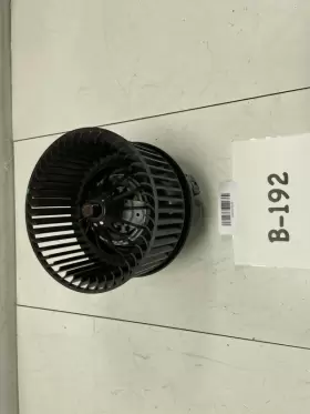 AV6N-18456-CA FORD Blower Motor Fwd Focus