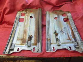 C7ZZ-6529753-A FORD Quarter Window Channelstracks Mustang
