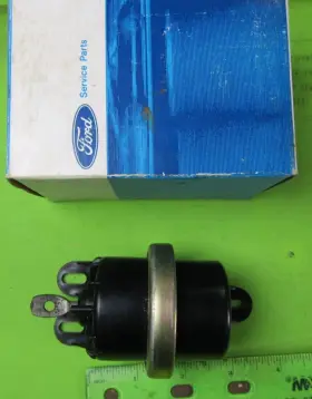 C8VA-18A318-C FORD Service Vacuum Actuator Control Car