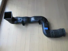 D8TH-19A843-AB FORD Left Ac Duct Vent Tube F150 F250 Bronco