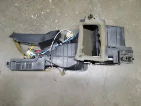 F4TH-18N276-AA FORD Inner Air Box Conditioning Heater Core F4TH-18N276-AA FORD Inner Air Box Conditioning Heater Core